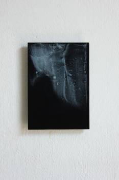 CROQUIS, 2017, Dammar auf Plexi, 21 x 15 cm