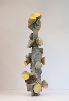 FARBBAUM (MONUMENT) 2022- 2025 Kunststoff, Gips, Acryl, Knetmasse, Bienenwachs, 138 x 34 x 36 cm 